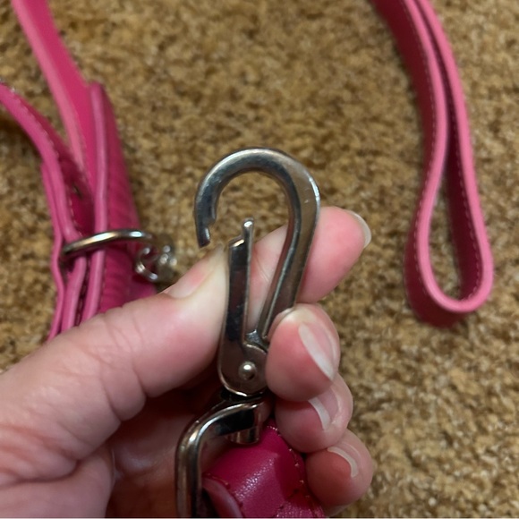 Larger Collar with Matching Leash - Picture 4 of 13